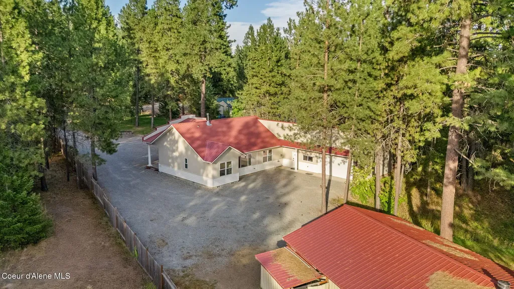 470 Diamond Heights Road Oldtown ID 83822