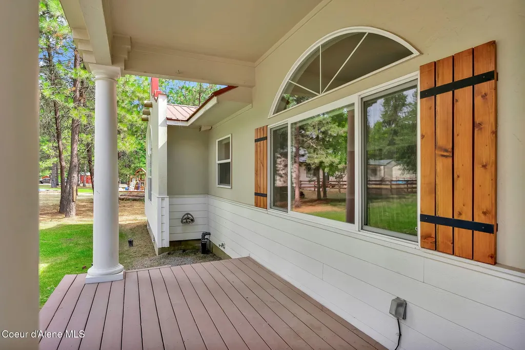 470 Diamond Heights Road Oldtown ID 83822