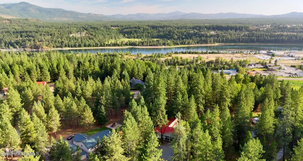 470 Diamond Heights Road Oldtown ID 83822