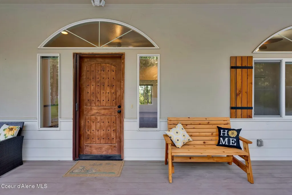 470 Diamond Heights Road Oldtown ID 83822
