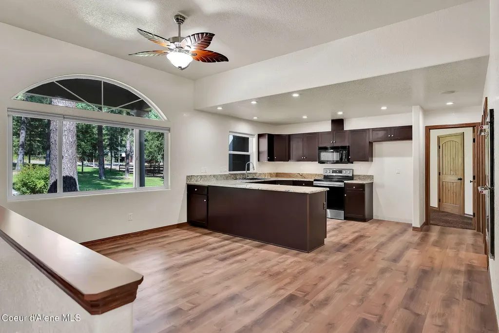 470 Diamond Heights Road Oldtown ID 83822
