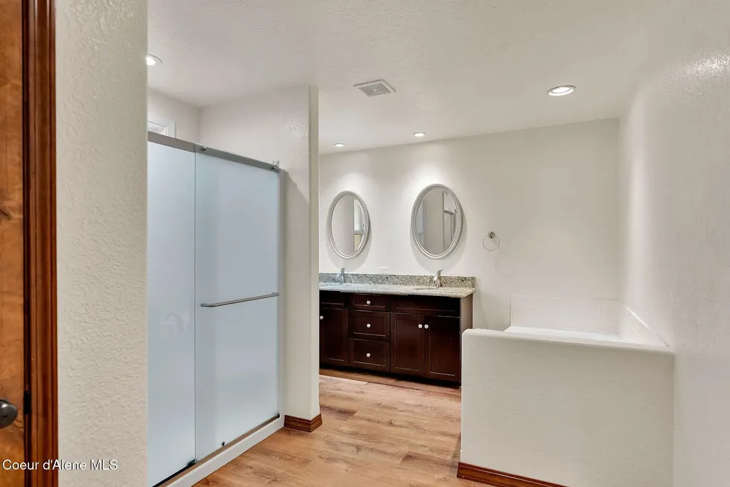 470 Diamond Heights Road Oldtown ID 83822