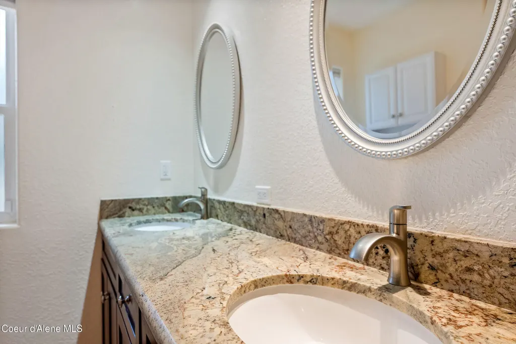 470 Diamond Heights Road Oldtown ID 83822