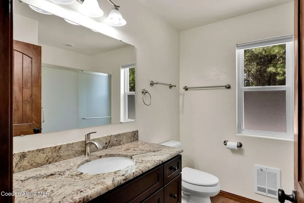 470 Diamond Heights Road Oldtown ID 83822