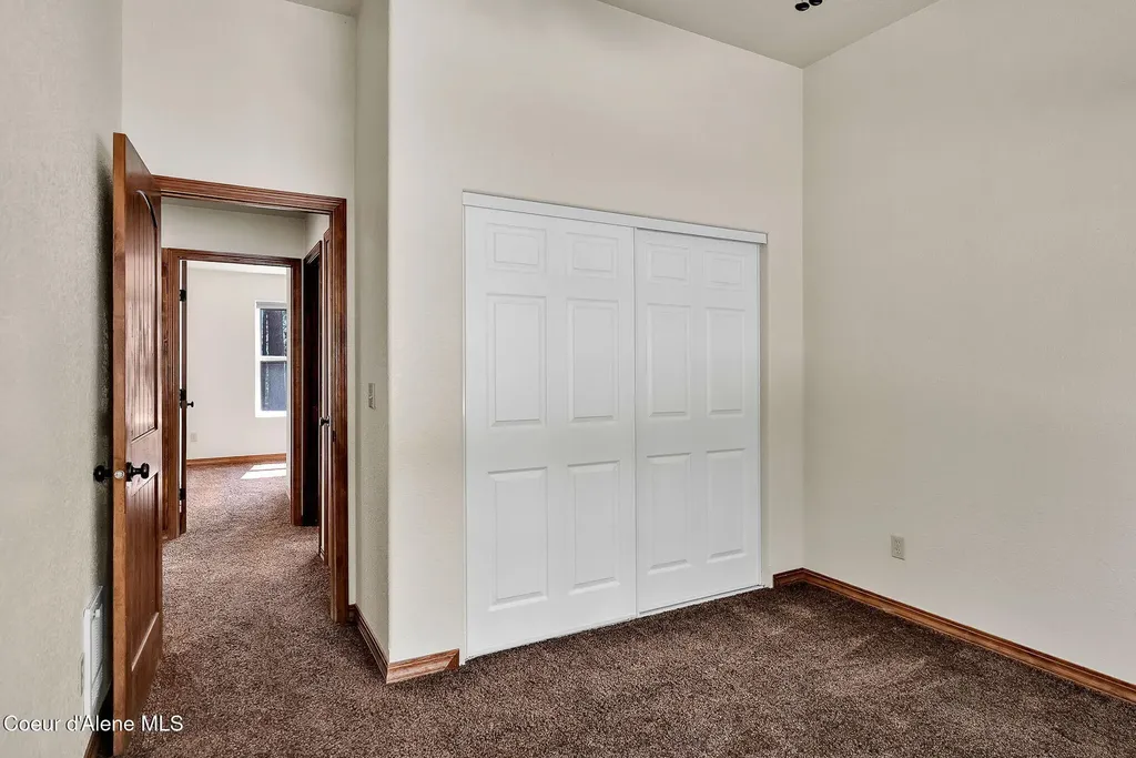 470 Diamond Heights Road Oldtown ID 83822