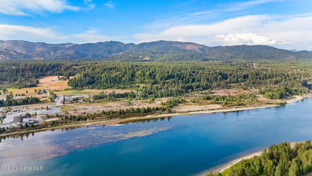 470 Diamond Heights Road Oldtown ID 83822