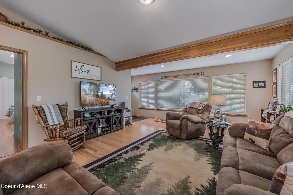 251 E Park Avenue Harrison ID 83833