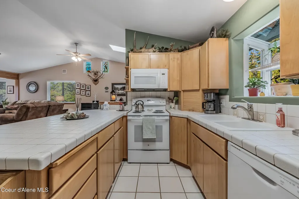 251 E Park Avenue Harrison ID 83833