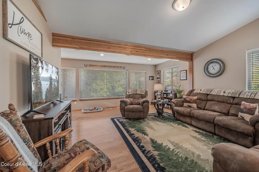 251 E Park Avenue Harrison ID 83833