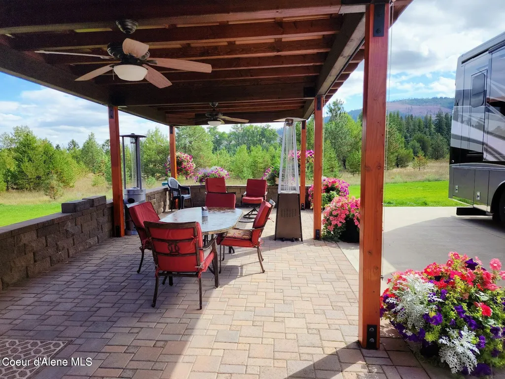 43 Sand Trap Lane Blanchard ID 83804