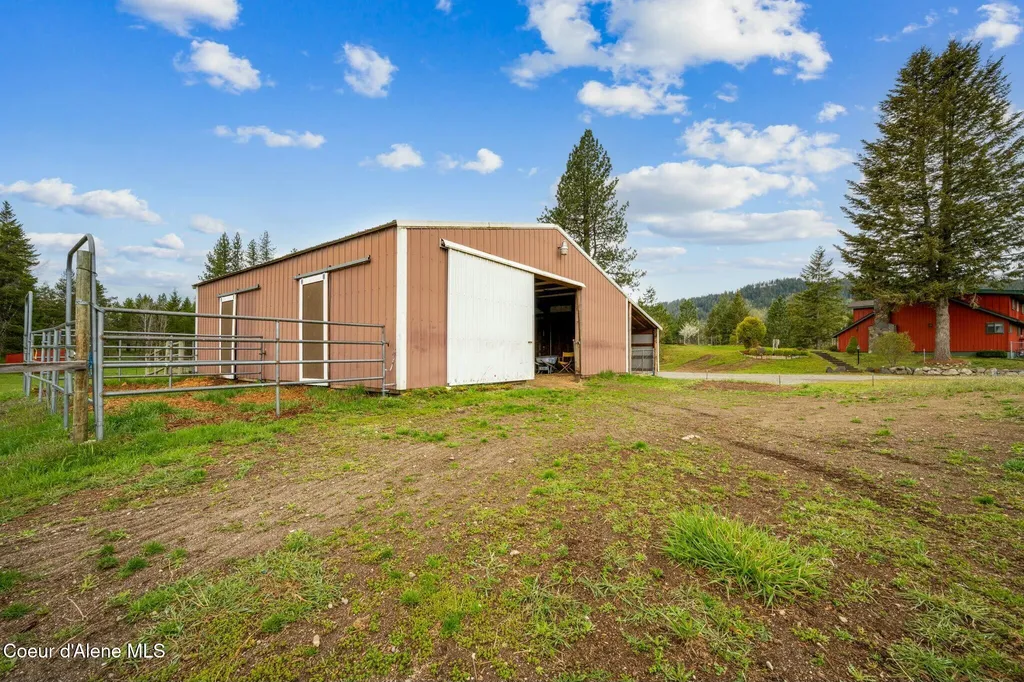 457619 S Us-95 Careywood ID 83809