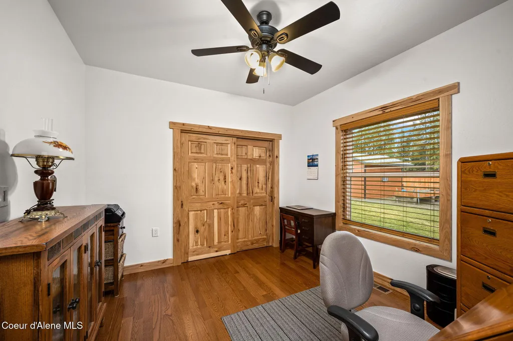 86 Nuthatch Lane Moyie Springs ID 83845