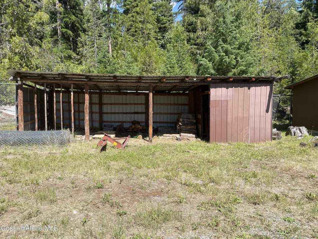 1094 Fortyniner Lane Bonners Ferry ID 83805