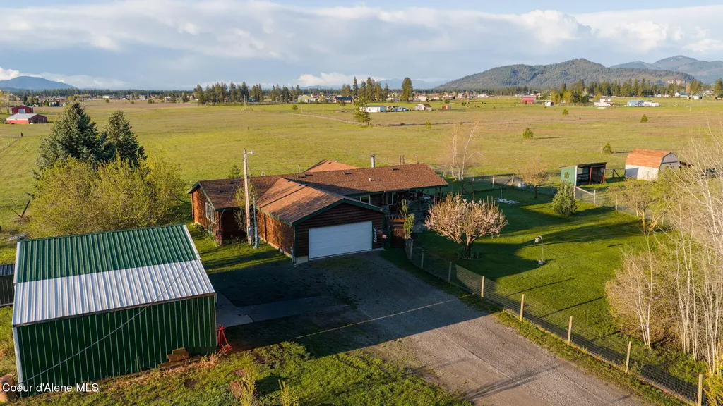 1888 E Shoshone Avenue Athol ID 83801