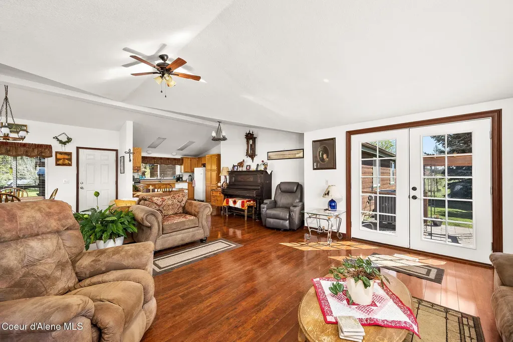 1888 E Shoshone Avenue Athol ID 83801