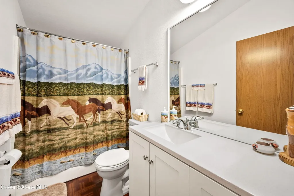 1888 E Shoshone Avenue Athol ID 83801