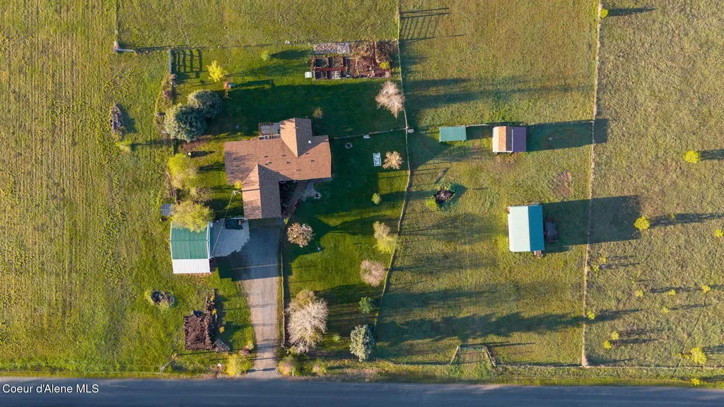 1888 E Shoshone Avenue Athol ID 83801