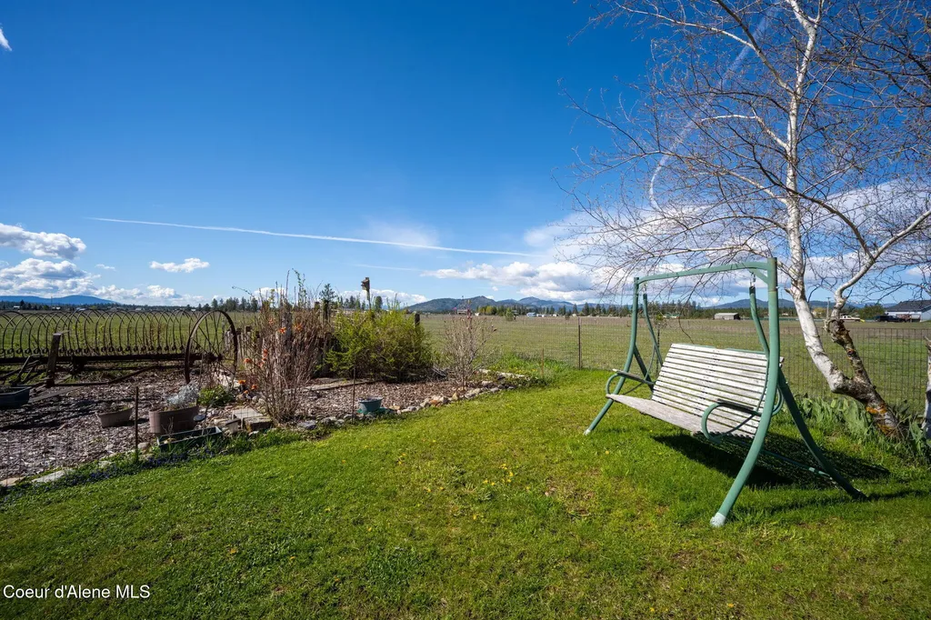 1888 E Shoshone Avenue Athol ID 83801