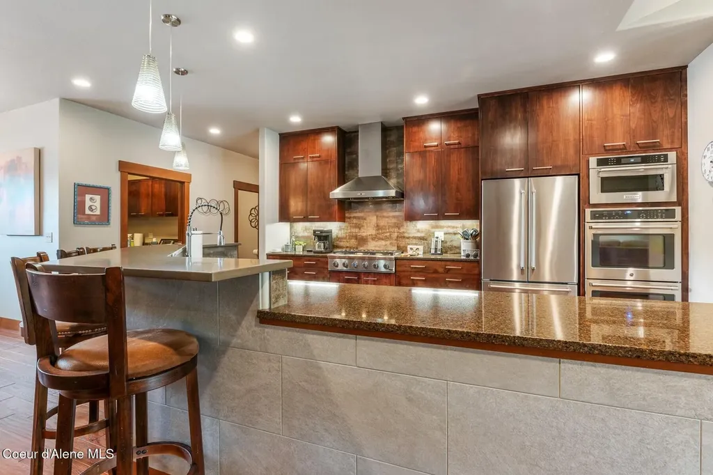 125 Crooked Ear Drive Sandpoint ID 83864