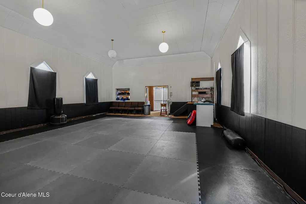 19459 W Riverview Drive Post Falls ID 83854