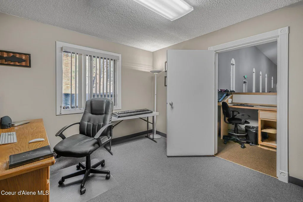 19459 W Riverview Drive Post Falls ID 83854