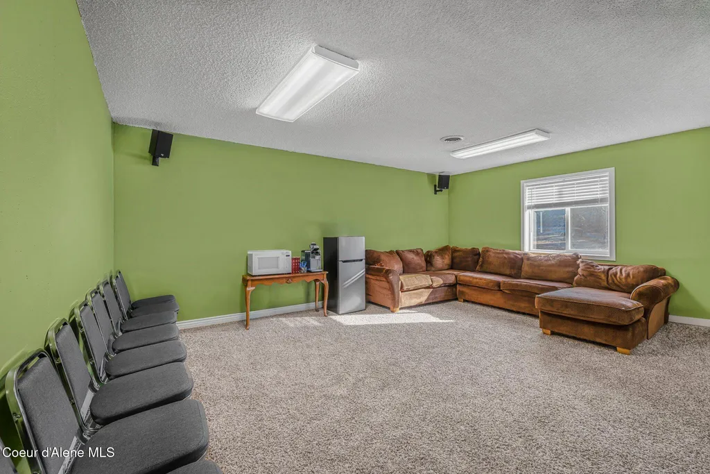 19459 W Riverview Drive Post Falls ID 83854