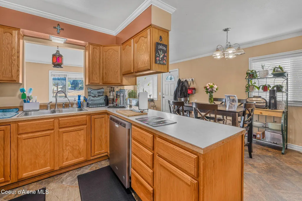 19459 W Riverview Drive Post Falls ID 83854
