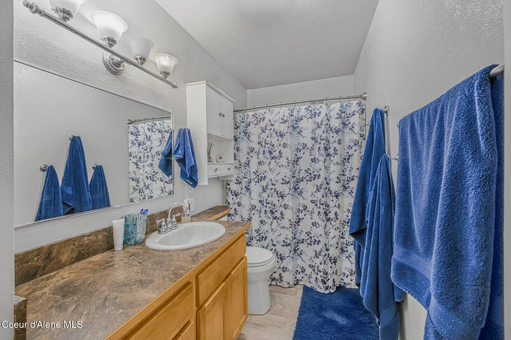 19459 W Riverview Drive Post Falls ID 83854
