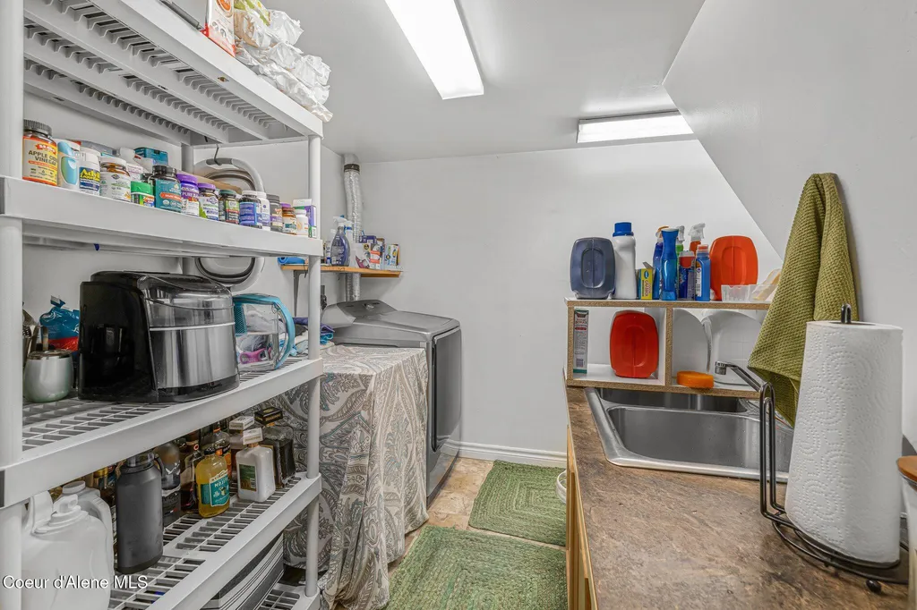 19459 W Riverview Drive Post Falls ID 83854