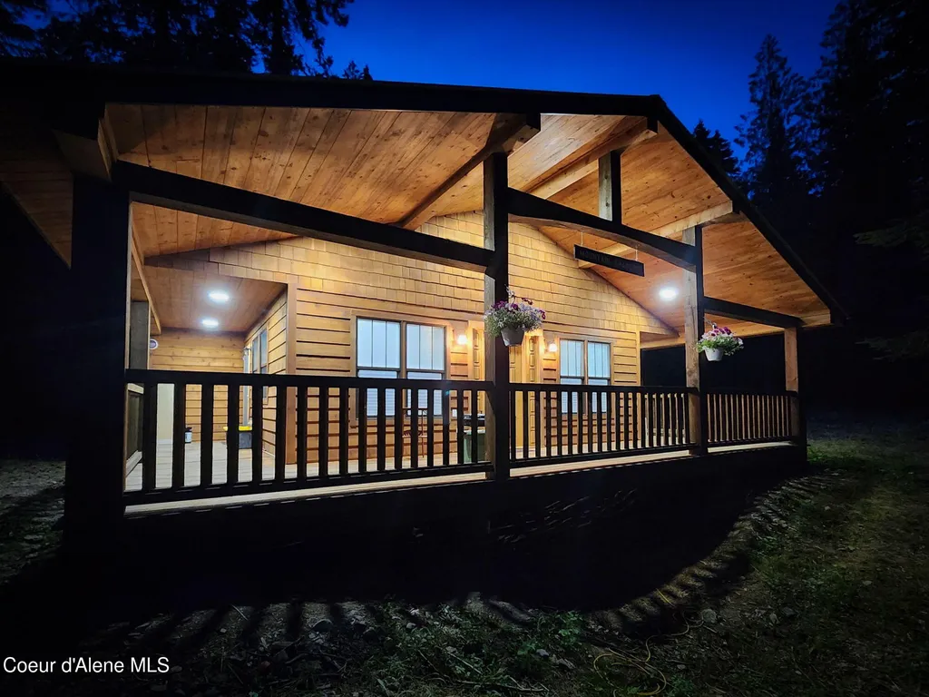 109 E Kamloop Avenue Bayview ID 83803