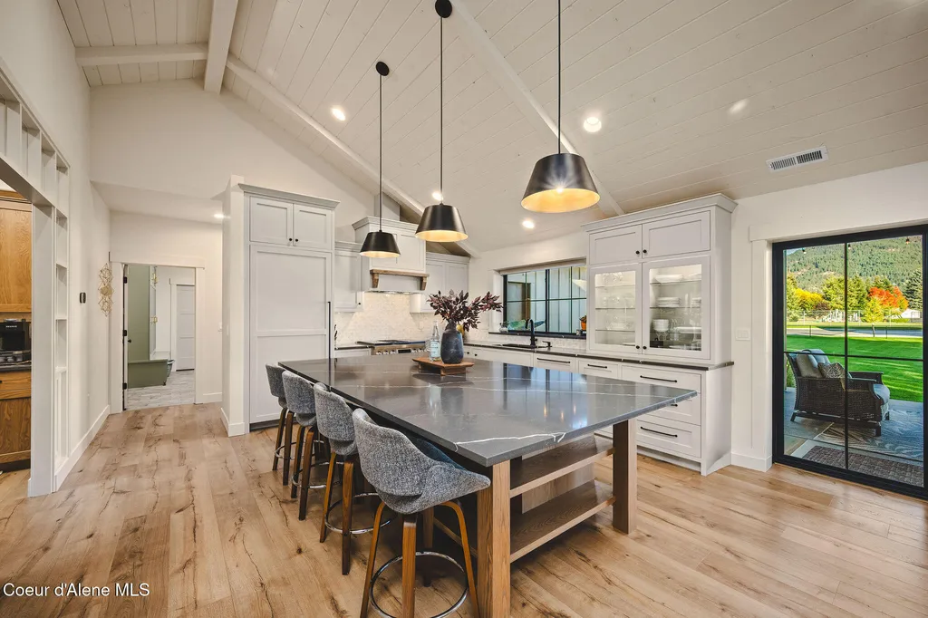 6520 N Colfax Street Dalton Gardens ID 83815