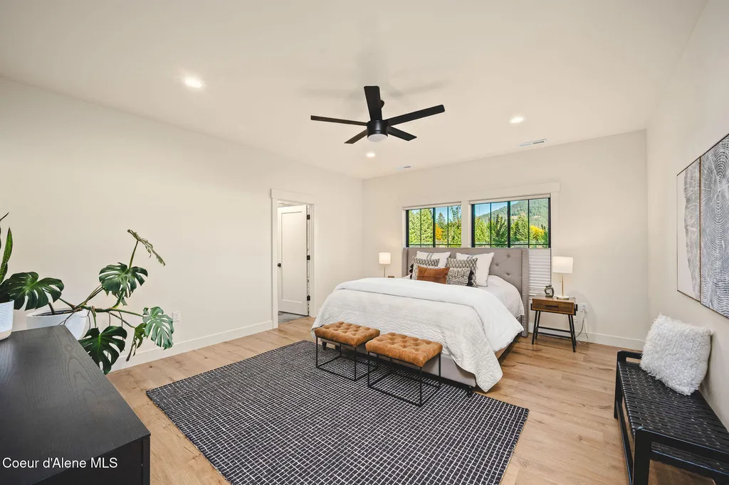 6520 N Colfax Street Dalton Gardens ID 83815