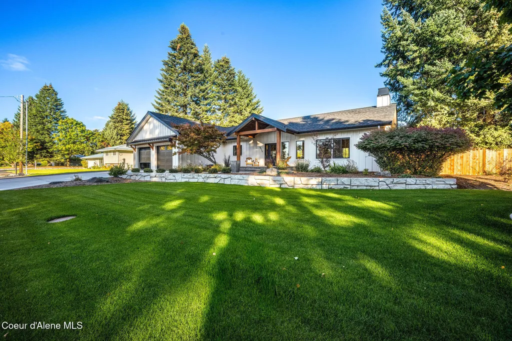 6520 N Colfax Street Dalton Gardens ID 83815