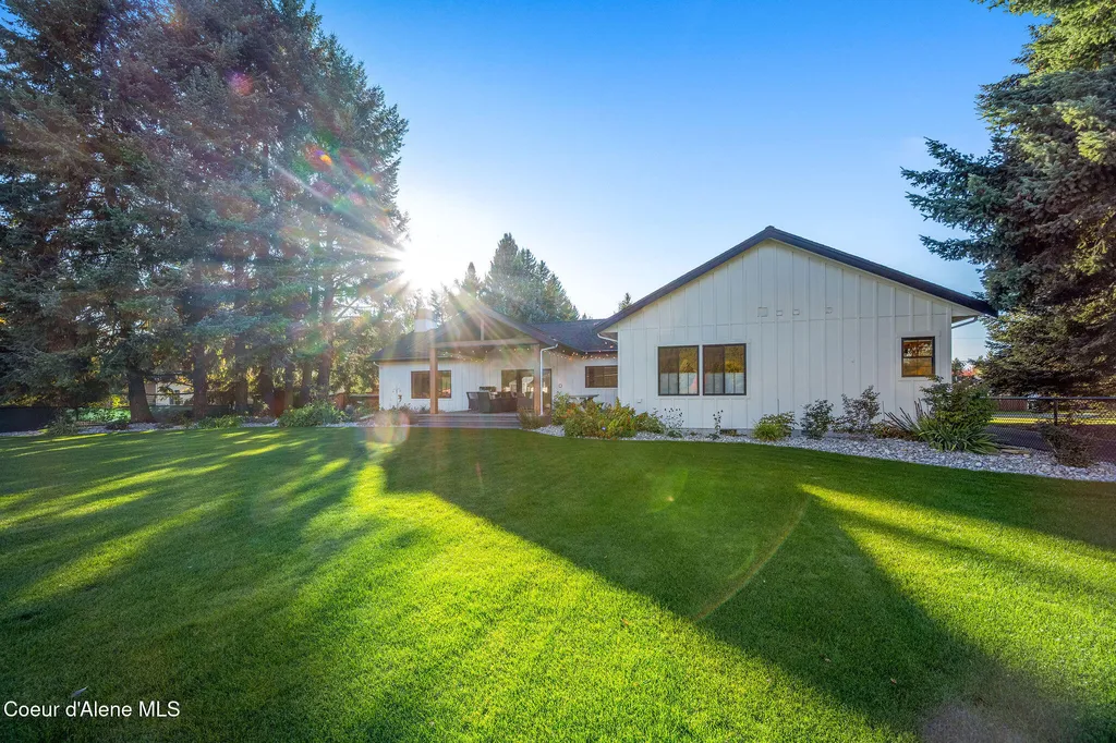 6520 N Colfax Street Dalton Gardens ID 83815