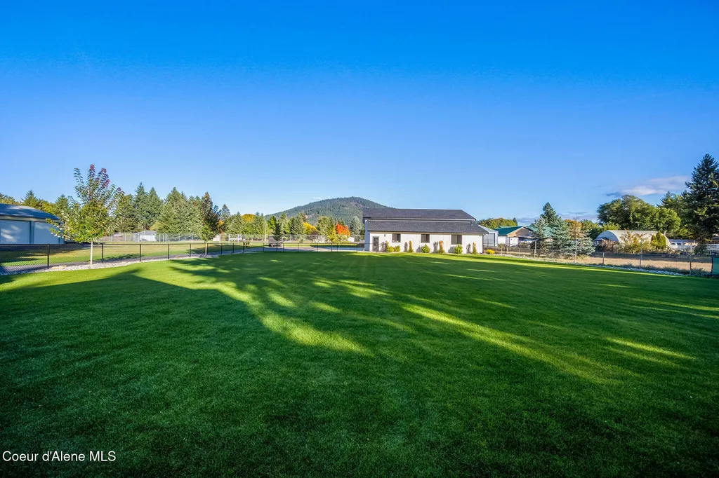 6520 N Colfax Street Dalton Gardens ID 83815