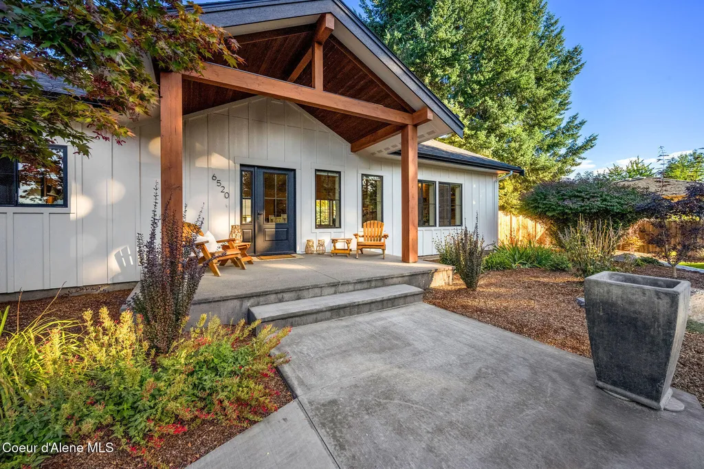 6520 N Colfax Street Dalton Gardens ID 83815