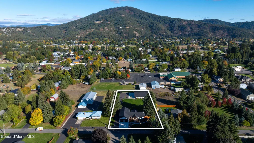 6520 N Colfax Street Dalton Gardens ID 83815