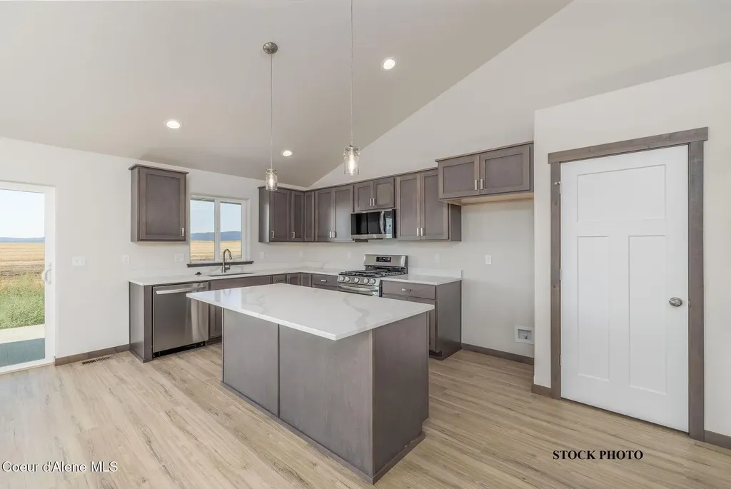 6768 W Daltrey Way Rathdrum ID 83858