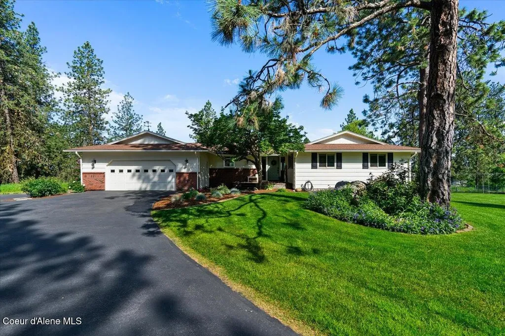 2491 N Cranston Court Post Falls ID 83854