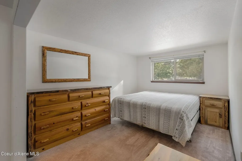 256 Vedelwood Drive Sandpoint ID 83864