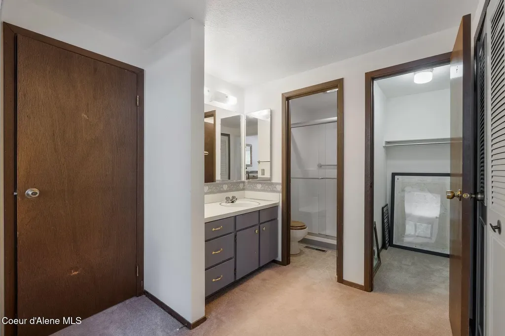 256 Vedelwood Drive Sandpoint ID 83864