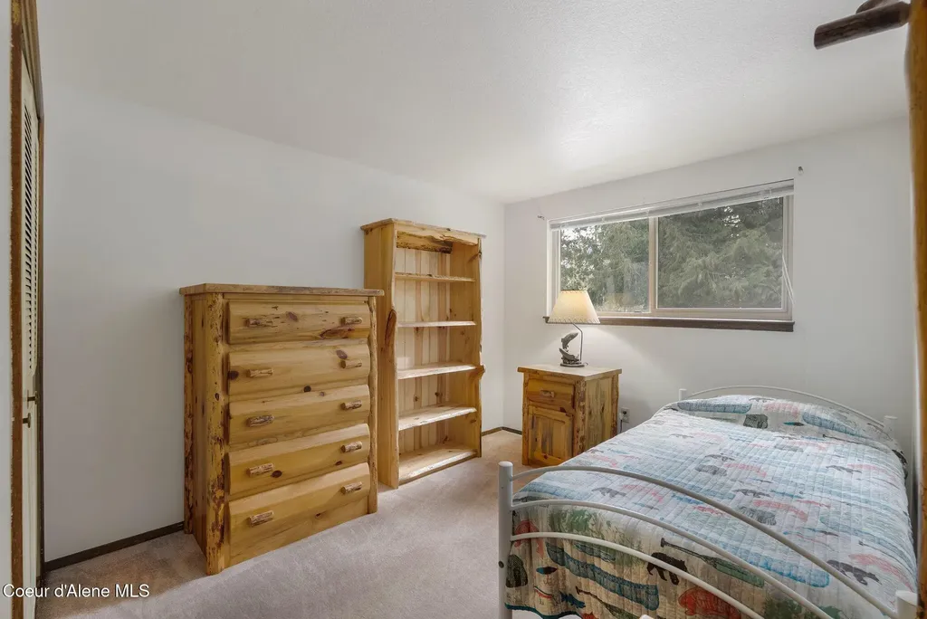 256 Vedelwood Drive Sandpoint ID 83864