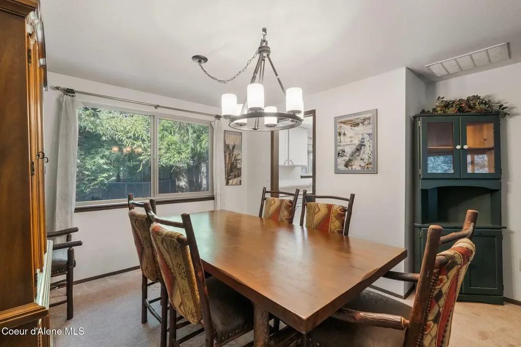 256 Vedelwood Drive Sandpoint ID 83864