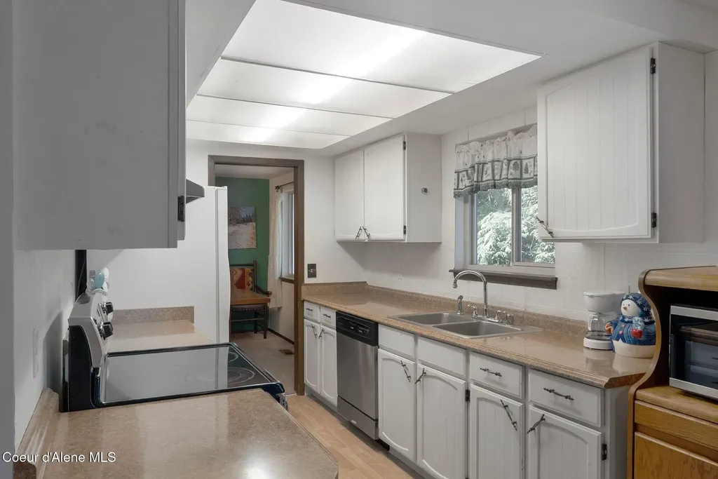 256 Vedelwood Drive Sandpoint ID 83864