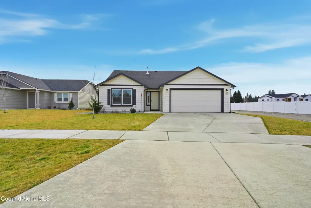 16161 N Hadley Loop Rathdrum ID 83858