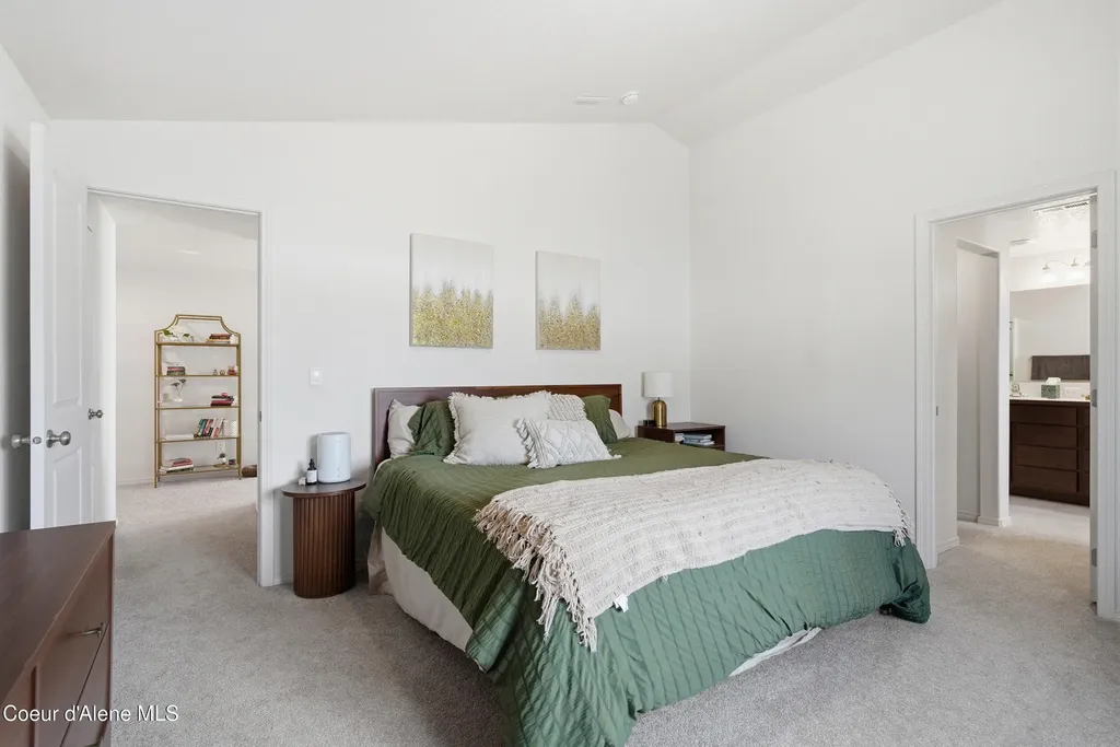 16161 N Hadley Loop Rathdrum ID 83858