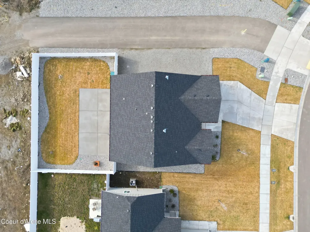 16161 N Hadley Loop Rathdrum ID 83858