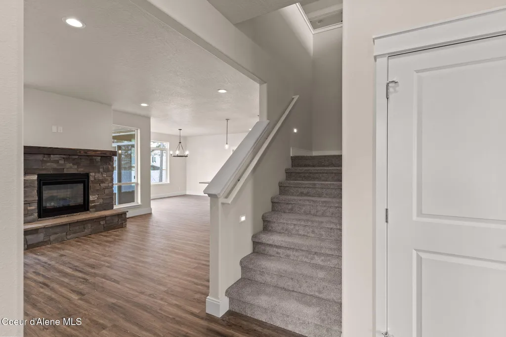 8975 Bedwell Street Rathdrum ID 83858