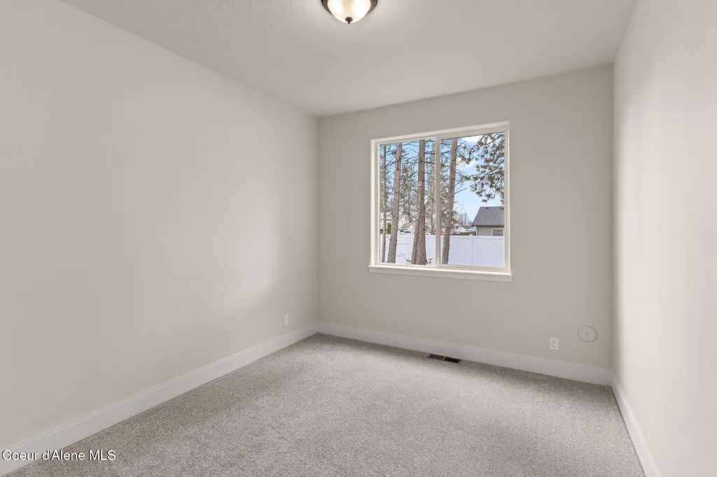 8975 Bedwell Street Rathdrum ID 83858
