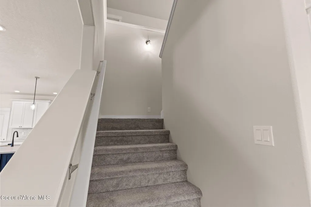 8975 Bedwell Street Rathdrum ID 83858